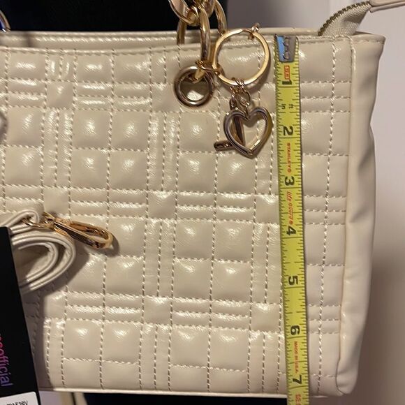 NWT Women's Love Washed Faux Leather Tote Bag - Picture 3 of 8